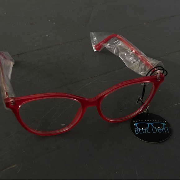 Quay Australia Accessories - ♥️QUAY glasses♥️